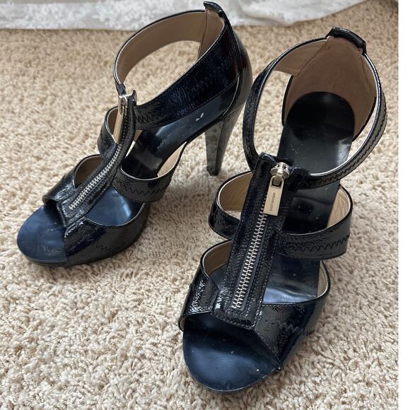 Michael Kors Black Patent Leather Zipper Open Toe Platform Heels Womens Size 8 - Picture 3 of 9